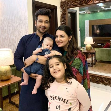 faysal qureshi shares family    cute son steals