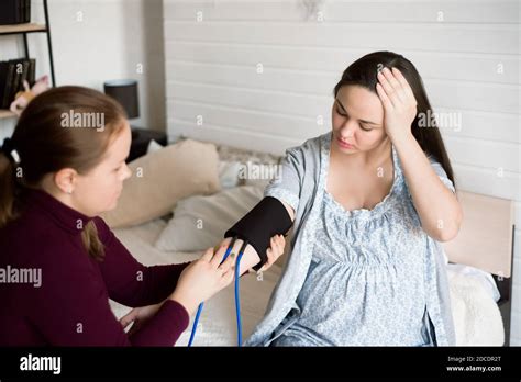Pregnant poor hi-res stock photography and images - Alamy