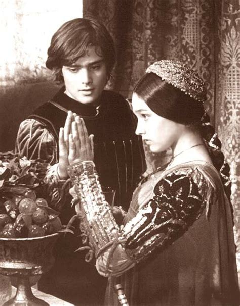 Фото: Ромео и Джульетта / Кадр из фильма «Ромео и Джульетта» (1968) #605339