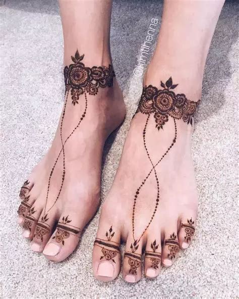 85+ Delicate & Simple Feet Mehndi Designs To Save Right Away! - ShaadiWish