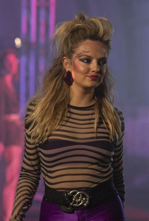 Emily Meade Douze Ans Enrich Votre Vie Sans Effort