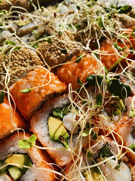 Замовити Сет Каліфорнія — доставка суші в Хмельницькому - MY FOOD