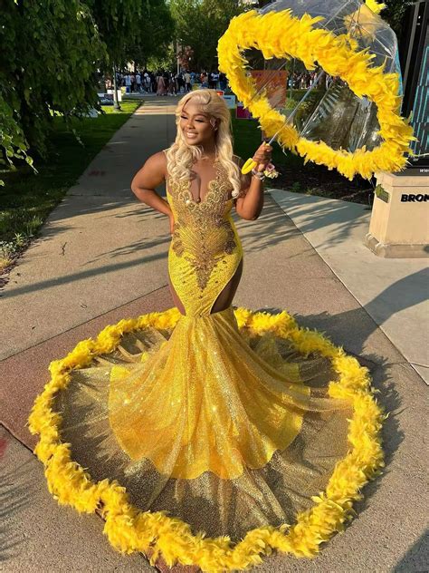 Prom Dress Alterations: What's Worth It and What's Not – misshow.com