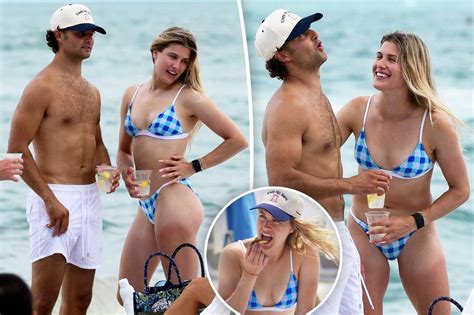 Genie Bouchard enjoys cozy beach day with Jack Brinkley-Cook