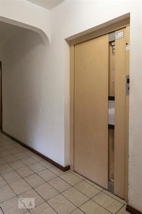 Condomínio em Rua Hildebrando de Araújo, 281, Jardim Botânico