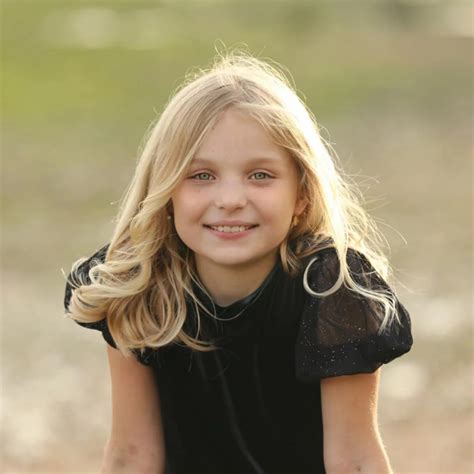 Yurtgirl Sophie's Legacy: The Unbelievable Story That Will Inspire Generations - og30po6