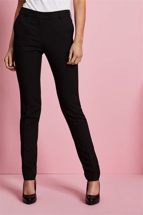 black trousers women 6