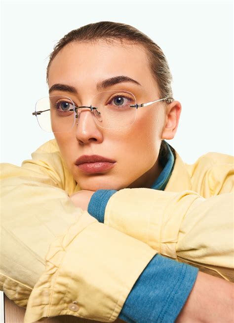 revamping     age  reading glasses