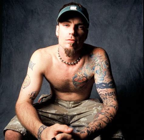 Remember When...Vanilla Ice Rocked the Mic Like a Vandal? | MizzFIT