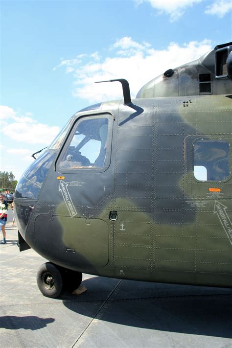 CH-53G Walk Around Page 1