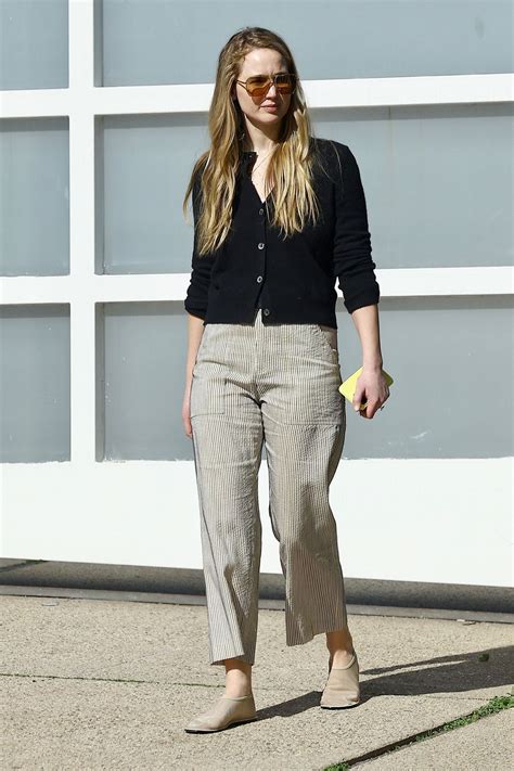 Jennifer Lawrence’s Nude Shoes Are Simultaneously The Best And Worst