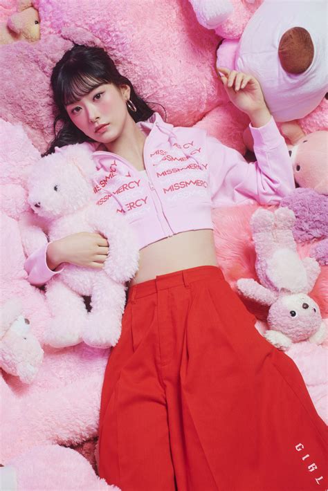 MISS MERCY（ミスマーシー）オフィシャルサイト ｜スターダストプロモーションオフィシャルサイト