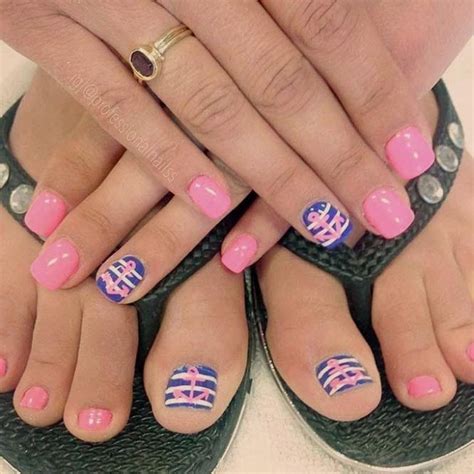 100 Pedicure Colors & Design Ideas — 4