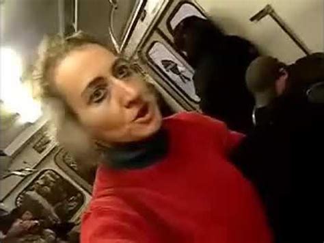 Анна Мацкевич в метро - YouTube