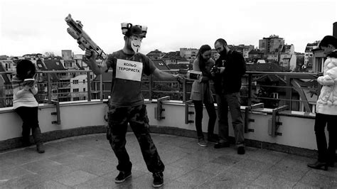 Harlem Shake Kolyo Terorista / Кольо Терориста (BG Edition) - YouTube