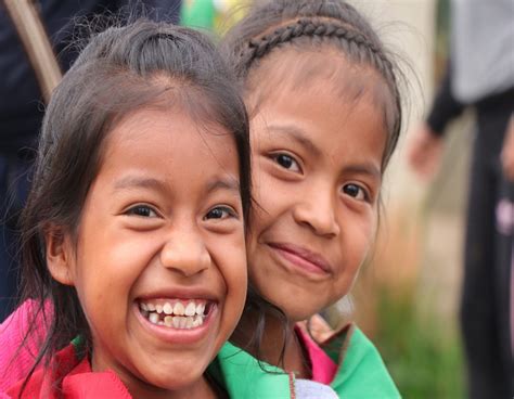 Self-Governed Education in Colombia: An Educational Policy Shaped by