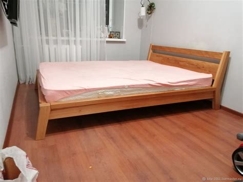 Двуспальная кровать в скандинавском стиле из массива бука в интернет ...