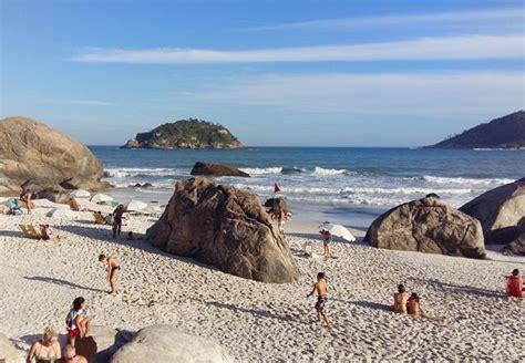 Praia Do Abrico