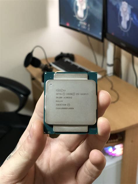 Lga 2011-v3 E5 1620 v3 4/8