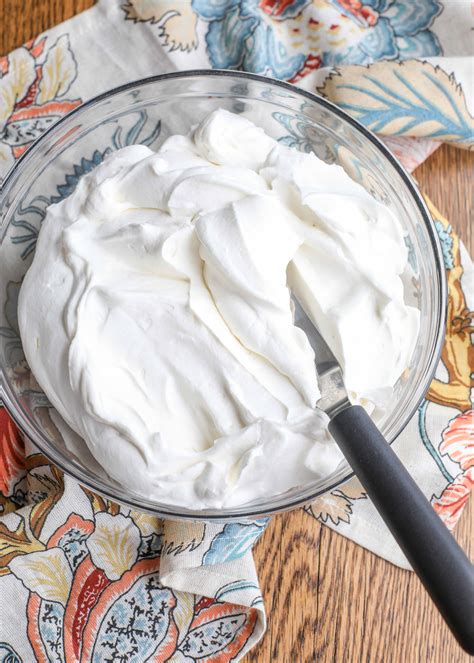 Whipped Cream Frosting | Recipe Cart | Recipe Cart