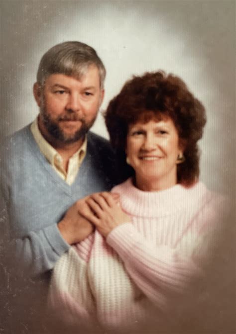Helen Louise Lanham Schultz – Snodgrass Funeral Home