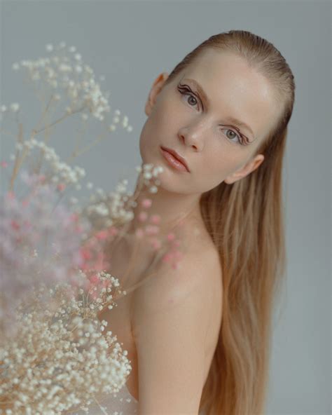 Alla :: Behance