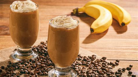 How To Make A Two-Ingredient Banana Cold Foam For Iced Coffee