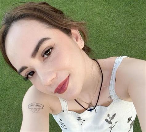 putri anne  punya pasangan  meratukan dirinya fajar