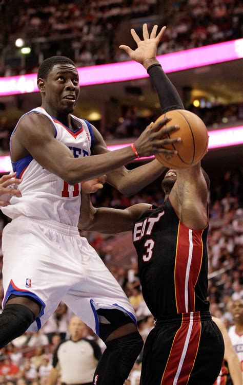 Philadelphia 76ers: Andre Iguodala and Players to Keep and Ditch for