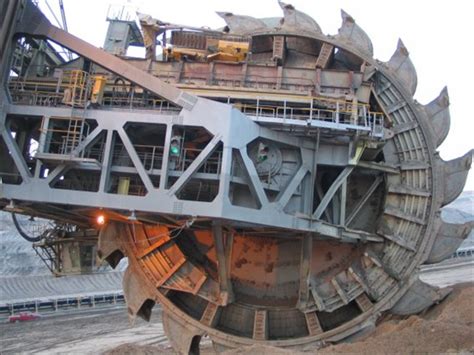 Amazing World: World's Largest Digging Machine - Bagger 288