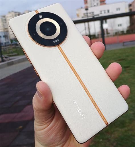 Realme 11 Pro Plus review in romana | GadgetLab.ro