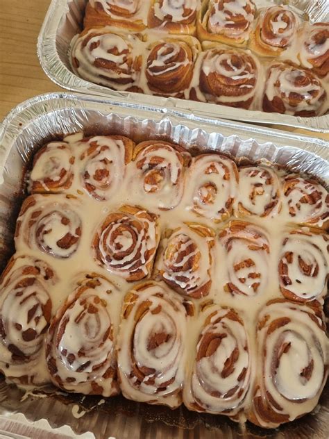 cinnamon rolls pioneer woman 11