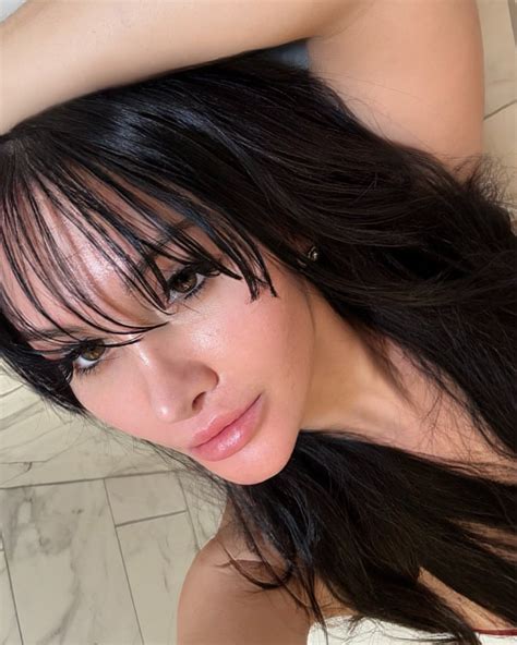 Lauren Tyler | Your only gift 🎁 ️ | Instagram