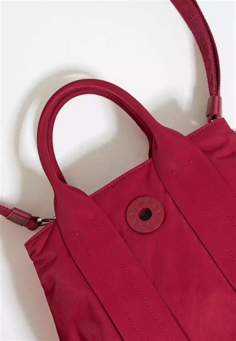 Jual Bimba Y Lola Bimba Y Lola S Red Tote Bag Original 2024 | ZALORA ...