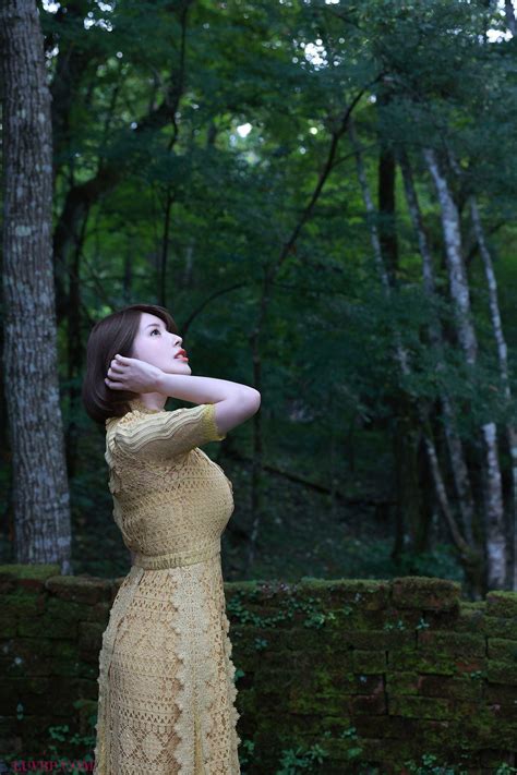 凪ひかる 写真集 「美乳絶佳」