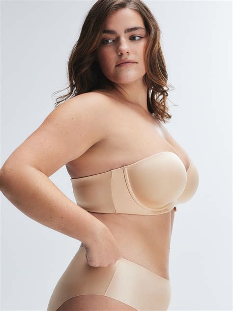 NEW Microfiber Strapless Bra in Nude | SAVAGE X FENTY