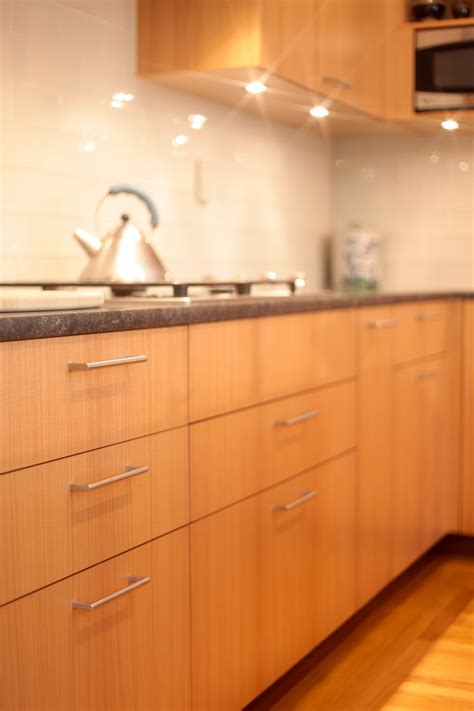 Flat Panel Oak Kitchen Cabinets – Things In The Kitchen