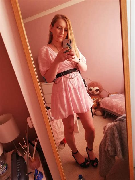 SELFIE THREAD - Forum - Virtual Popstar