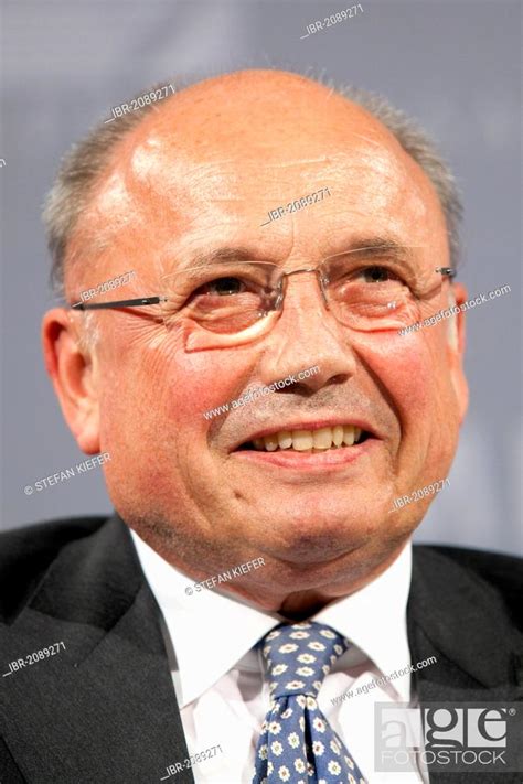 friedrich von metzler shareholder  metzler private banking  stock