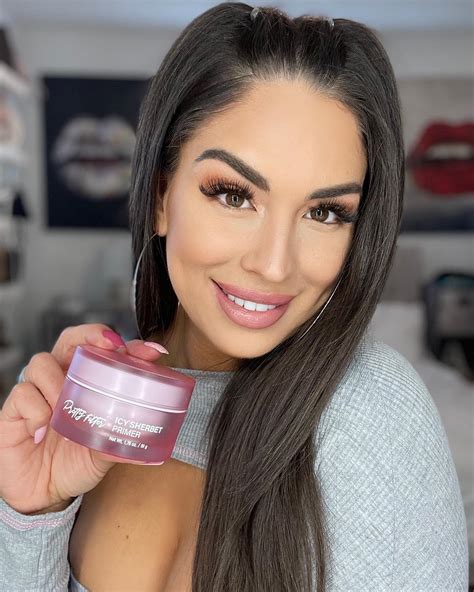 Alyssa Spivack - I’m honestly amazed with how flawless my makeup has
