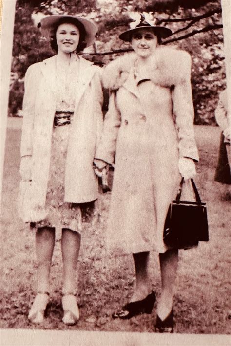 Remembering Annie Dunn: Memorial Services and Obituary Details 27