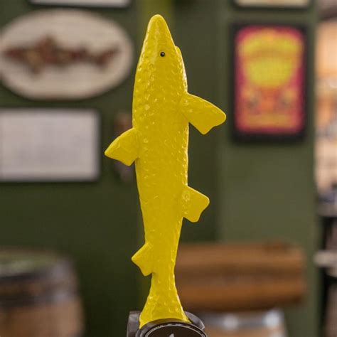 Yellow Tap Handle | Dogfish Head Craft Brewed Ales | Off Centered Stuff ...