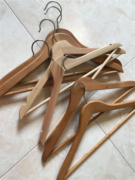Wooden Hangers 20 pieces, Furniture & Home Living, Home Improvement ...