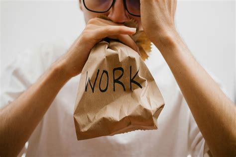 How to Quit a Job the Right Way (Without Burning Bridges) - Willow