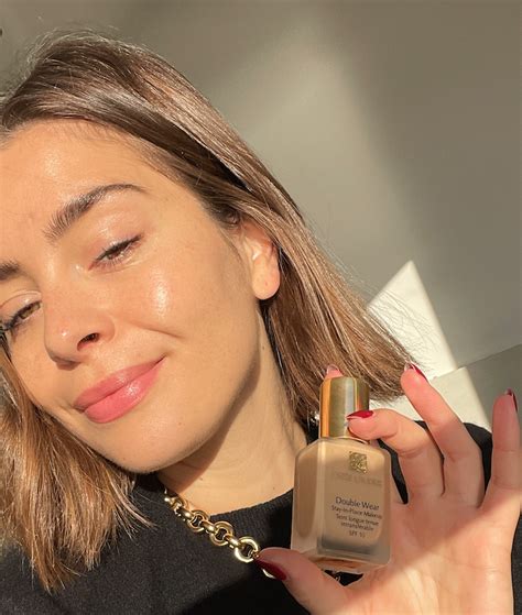 Why Double Wear Is Every Editor's Long-Distance Foundation Of Choice