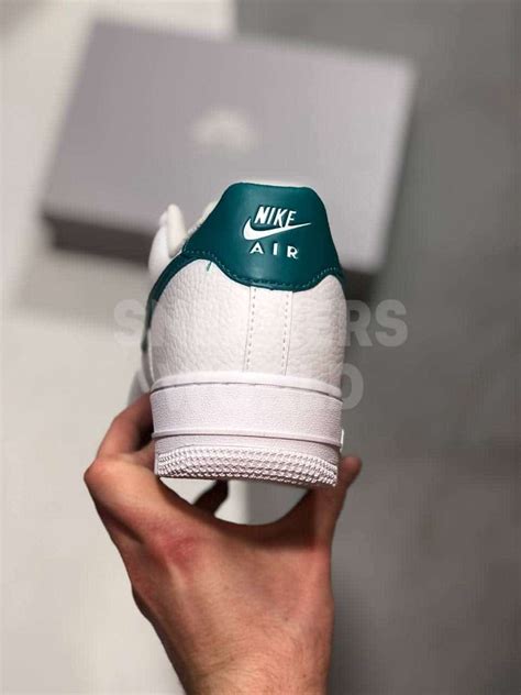 кроссовки Nike Air Force 1 07 3 бело-голубые купить в Санкт-Петербурге ...
