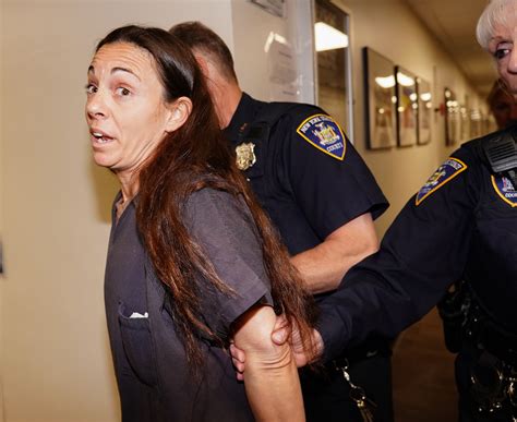 Ex-NYPD cop accused of murder plot shouldn't get bail: prosecutors