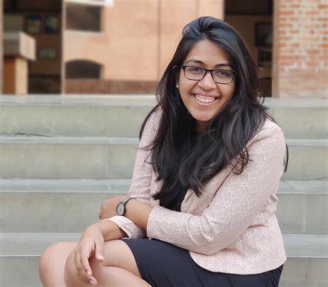 Gunjan Gupta (Ms.) – Medium