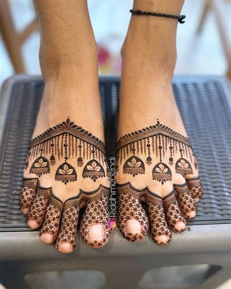 Modern and Minimalistic Mehndi Designs for Feet - Mohan Light House