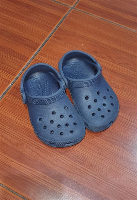 Crocs c8 on Carousell